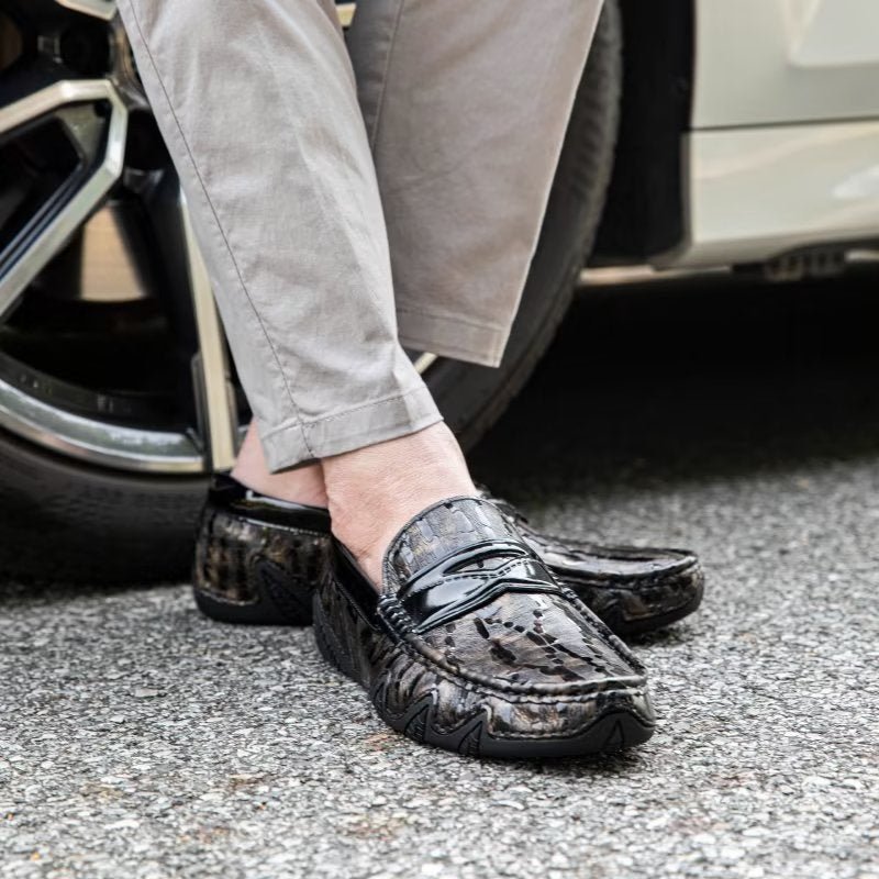 Pánske Mokasíny Croc Pattern Elegant Slip On Loafers - Káva