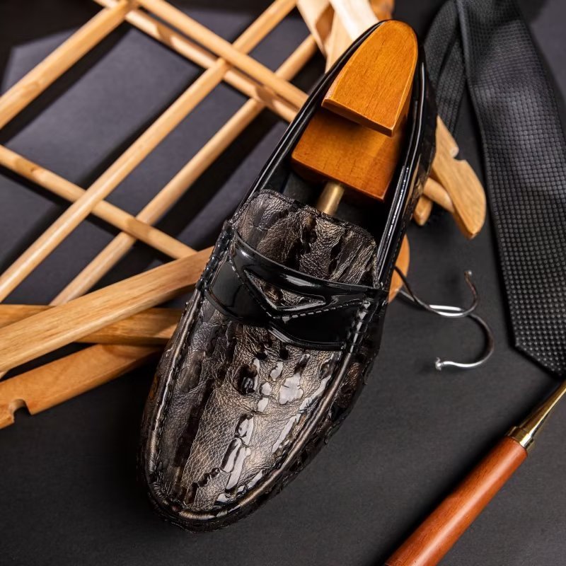 Pánske Mokasíny Croc Pattern Elegant Slip On Loafers - Káva