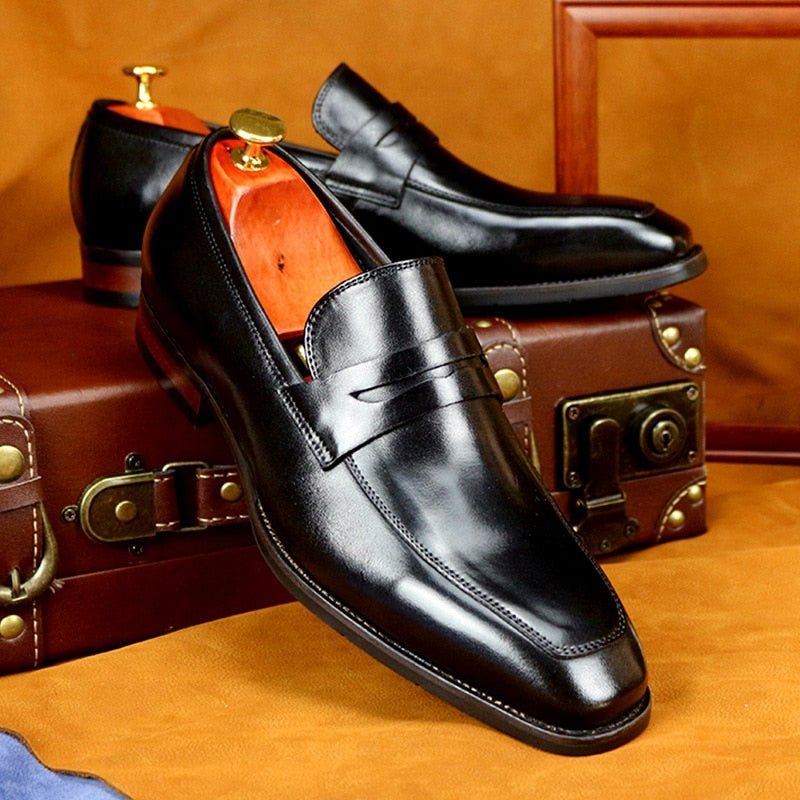 Pánske Mokasíny Exotic Leather Pointed Toe Business Brogue Topánky - Čierna