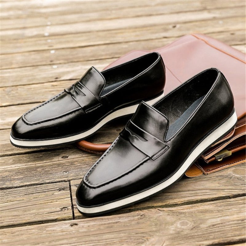 Pánske Mokasíny Exotic Pointed Toe Slip-on Brogues - Čierna