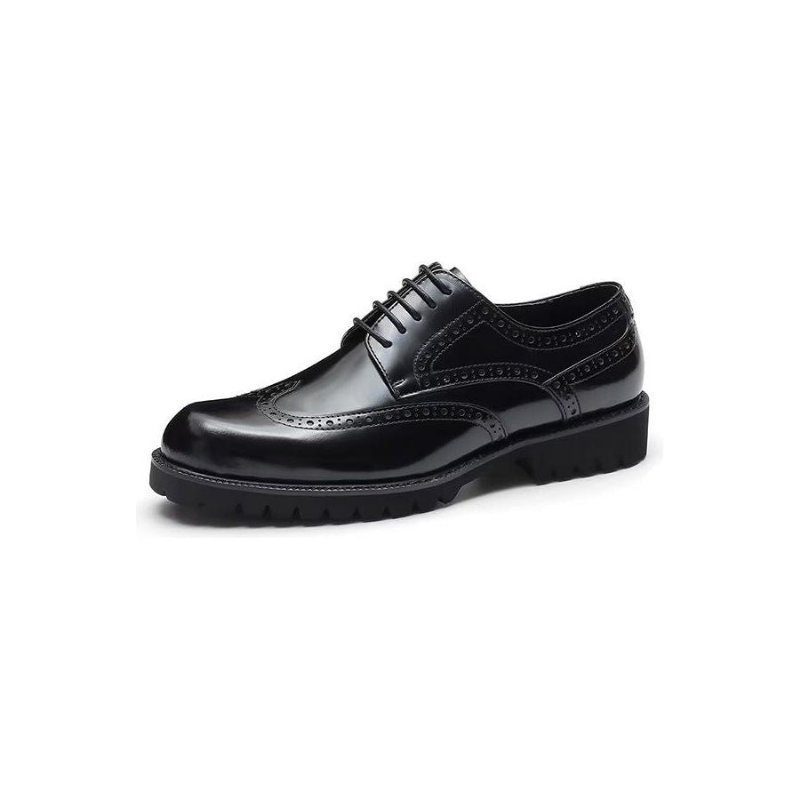 Pánske Spoločenské Topánky Embossovaná Elegance Brogue - Čierna