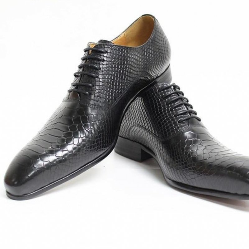 Pánske Spoločenské Topánky Exotic Serpent Pointed Toe Oxford - Čierna