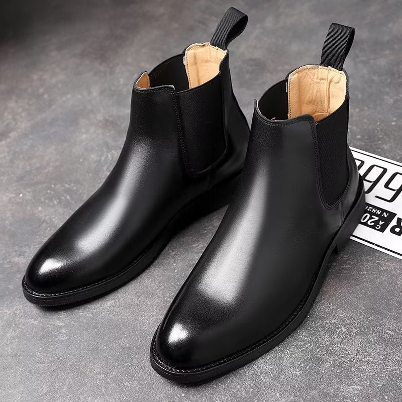 Pánske Čižmy Chelsea Boots So Špicatou Špičkou - Čierna