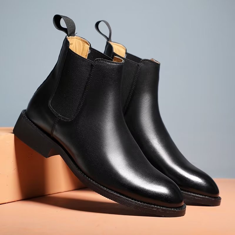 Pánske Čižmy Chelsea Boots So Špicatou Špičkou - Čierna