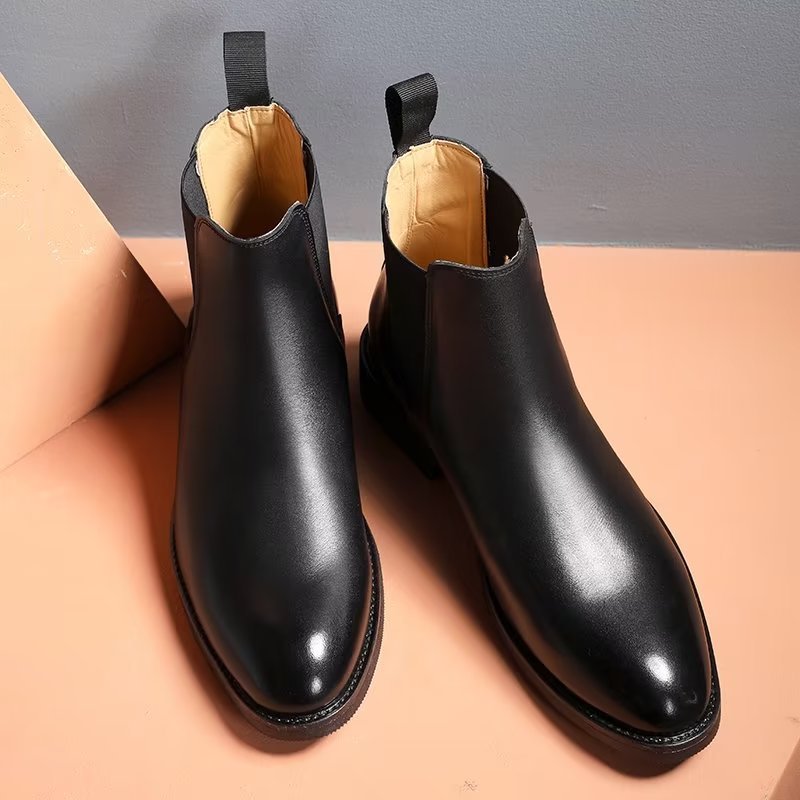 Pánske Čižmy Chelsea Boots So Špicatou Špičkou - Čierna